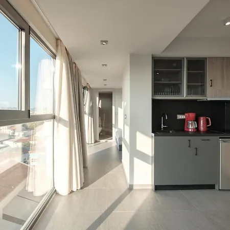 Sky-high Penthouse W. Stunning Views - 01 Apartament